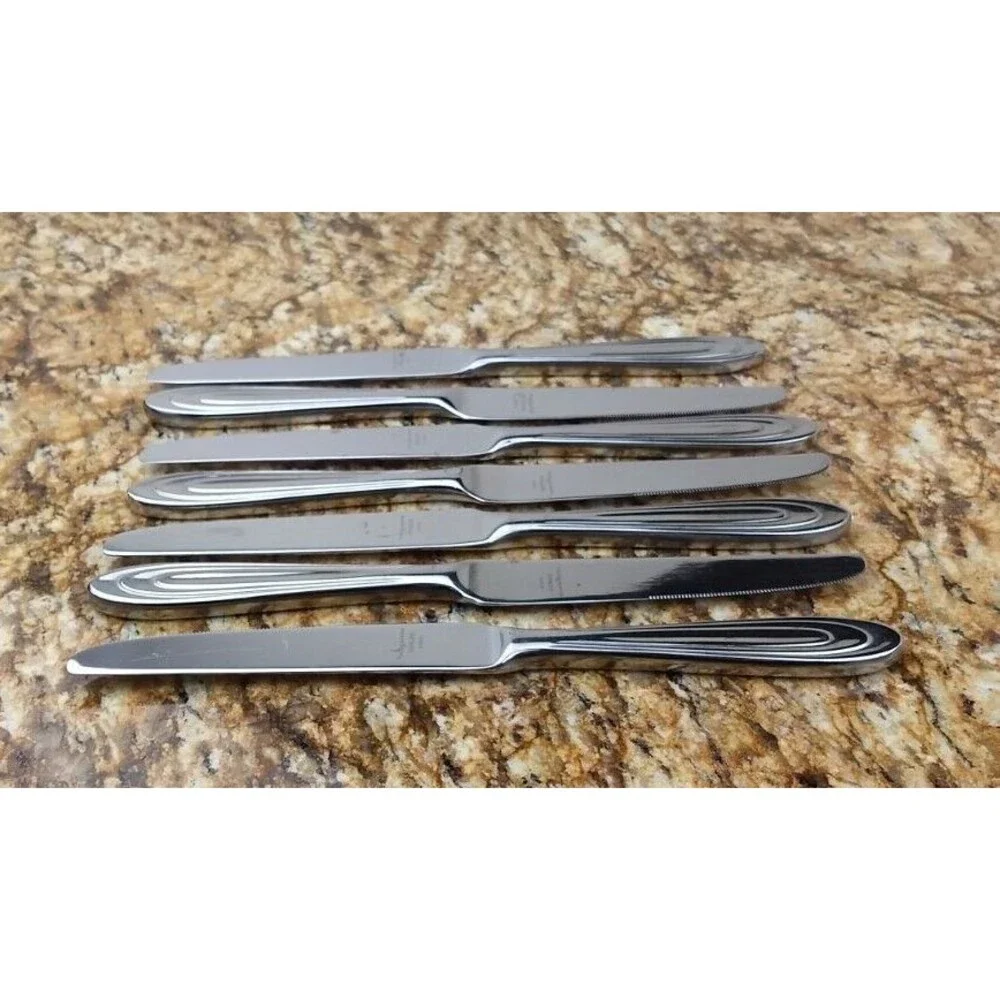 7 Reed & Barton Select ANSE ROYALE DINNER KNIVES 18/10 Korea Stainless Flatware‎